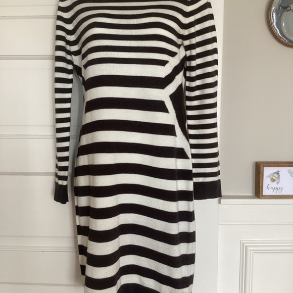 Calvin Klein Dark Gray and White Striped Sweater Dress Small 100% acrylic - Picture 12 of 12